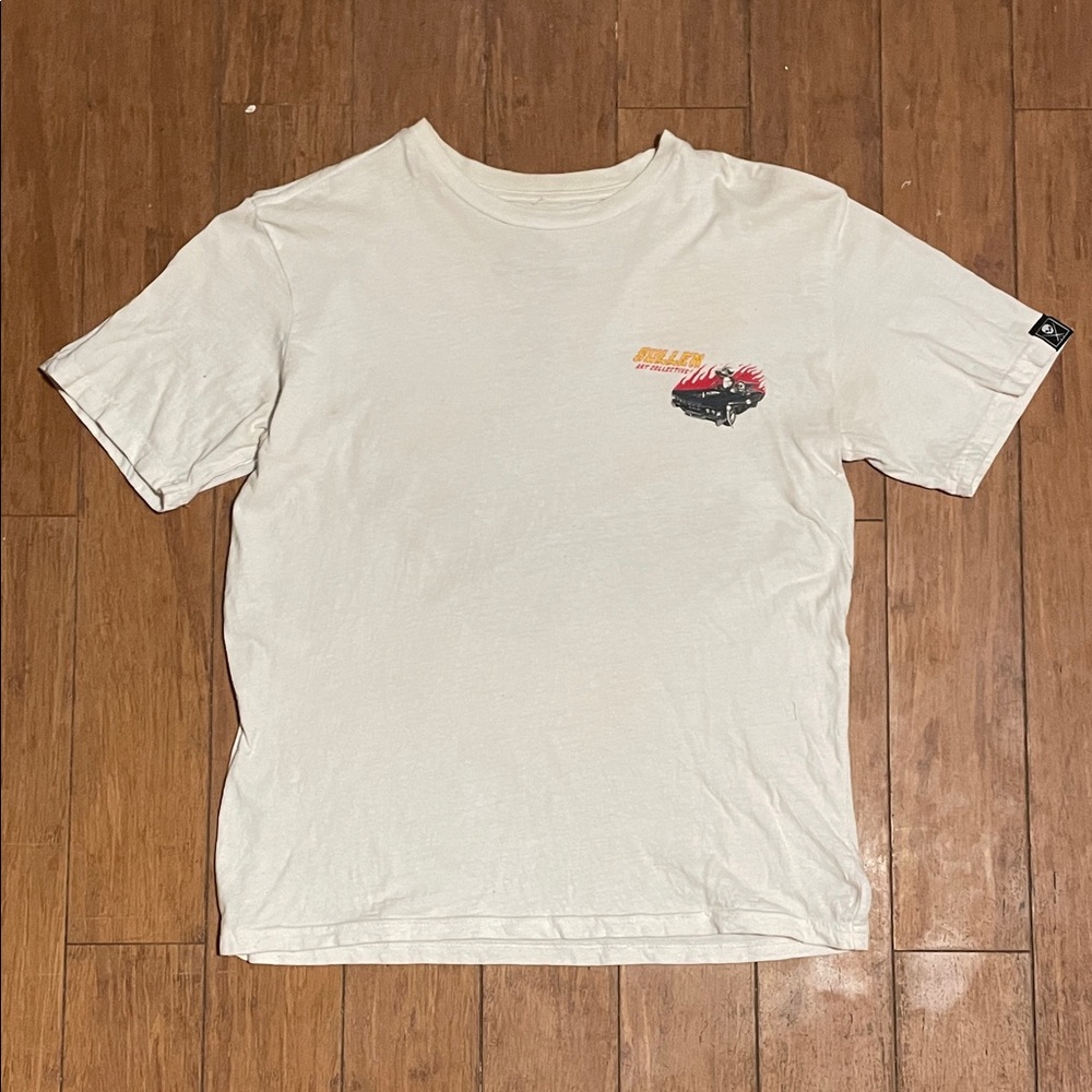 Buckle Graphic Short Sleeve Tee